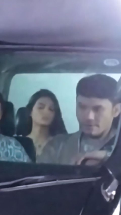 Bingung Lihat Adegan Sinetron Ngobrol di Mobil yang Sedang Jalan Selalu Goyang-goyang? Ternyata di Balik Layarnya Bikin Tepuk Jidat