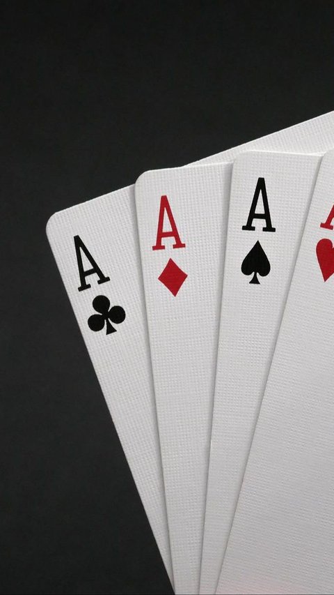 Bagaimana Cara Bermain Poker yang Benar? Kenali Aturan dan Variasi Mainnya