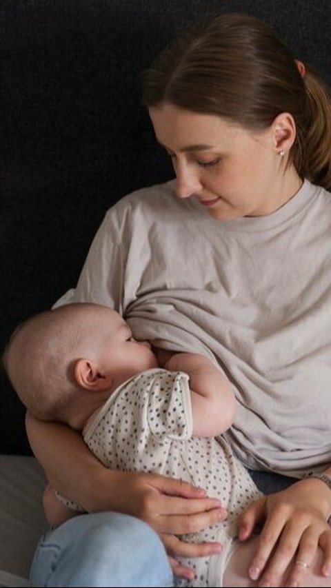 5 Jenis Breast Pad dan Fungsinya Bagi Ibu Menyusui