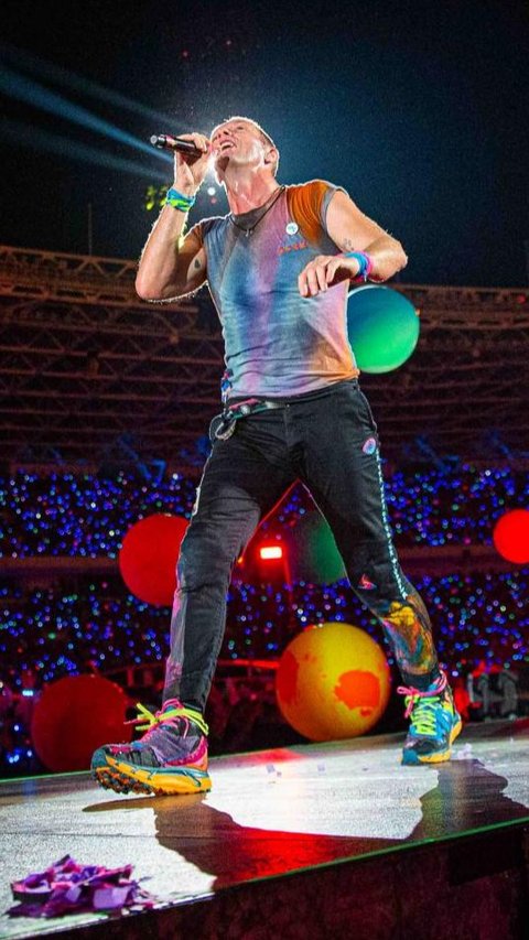 FOTO: Penampilan Coldplay Saat Mengguncang Stadion Utama GBK di Jakarta