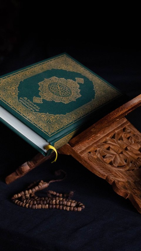 Bacaan Doa di Depan Jenazah Perempuan dalam Islam, Patut Dihafalkan