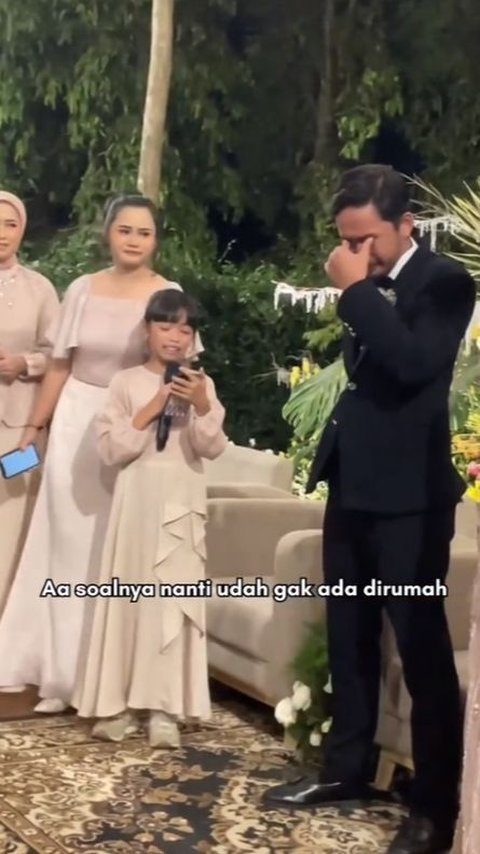 19 Years Apart, Younger Sister's Message to Her Brother on His Wedding Is Full of Emotion