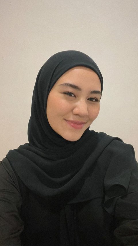 10 Potret Aaliyah Massaid Makin Rajin Berhijab & Ikut Kajian, Dihujat Netizen: Biar Jadi Mantu!