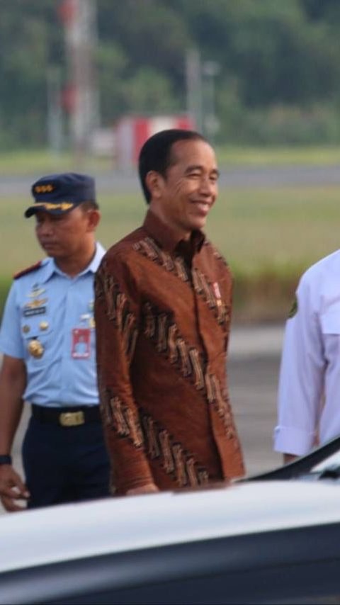 Jokowi: Supaya Pembangunan Maju Terus, Pinjam Dulu Seratus