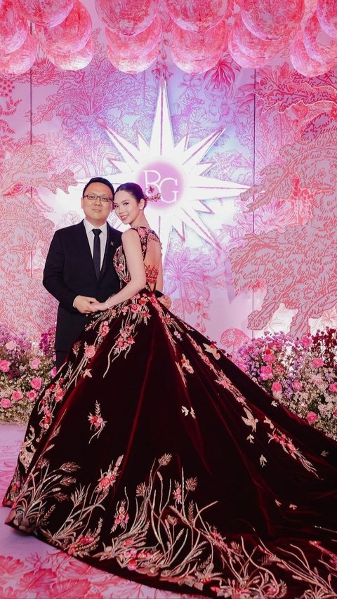 Momen 'Royal Wedding' Putra Bos Air Asia Indonesia Hadirkan Penyanyi Internasional, Pernikahan Termegah 2023