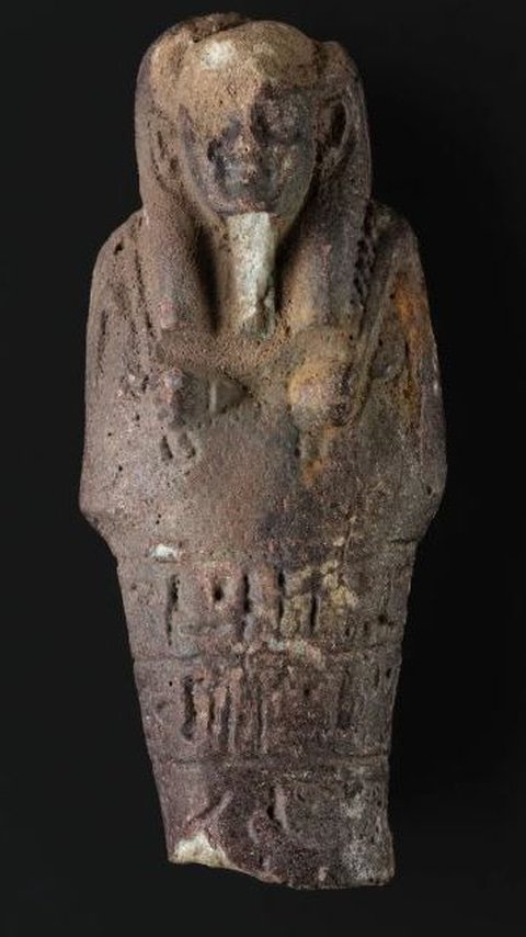 Bantu Tukang Kebun Gali Kentang, Anak Sekolah Temukan Patung Mesir Kuno Berusia 4.000 Tahun