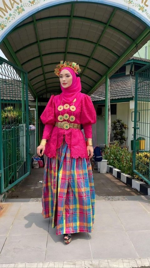 Cantik dan Bikin Pangling, Penampilan Terbaru Zaskia Gotik yang Mantap Berhijab Disebut Mirip Inara Rusli