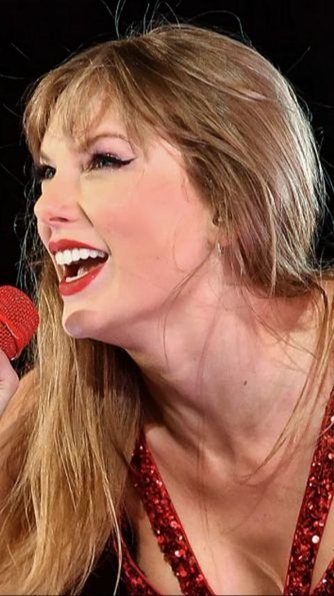 A Husband Fines His Wife $0.25 Every Time She Mentions Taylor Swift's Name