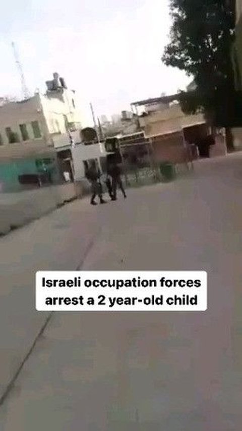 Momen Tentara Israel Tangkap Anak Usia 2 Tahun, Aksinya Justru Ditertawakan 'Mau Rebutan Pampers Beraninya sama Bocah'