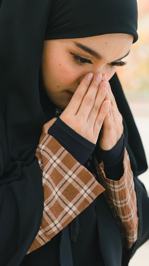 8 Lagu Sholawat Paling Populer sebagai Penyejuk Hati, Salah Satunya Jadi Pengiring Pengantin