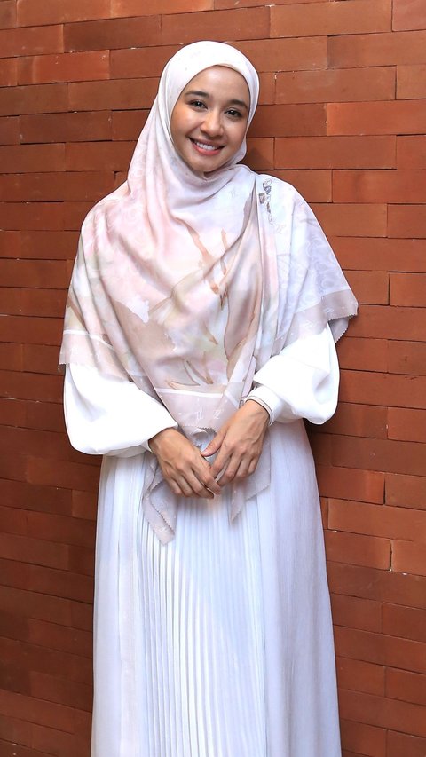 Portrait of Laudya Cynthia Bella as Buya Hamka's wife in the film 'Hamka & Siti Raham'