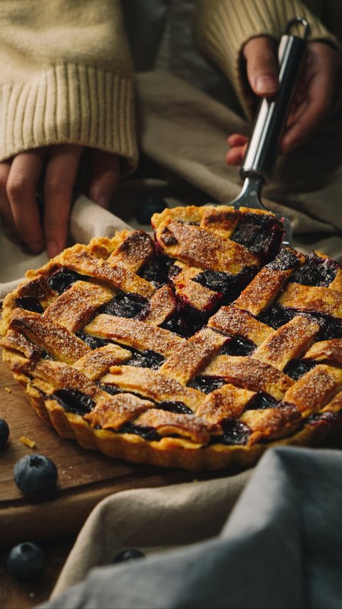 Blueberry Pie Recipe: Explore 3 Mouthwatering Variants to Elevate Your Pie Game