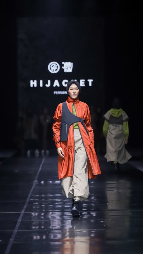 Desain Praktis Jaket Sekaligus Hijab, Look Stylish Fungsional
