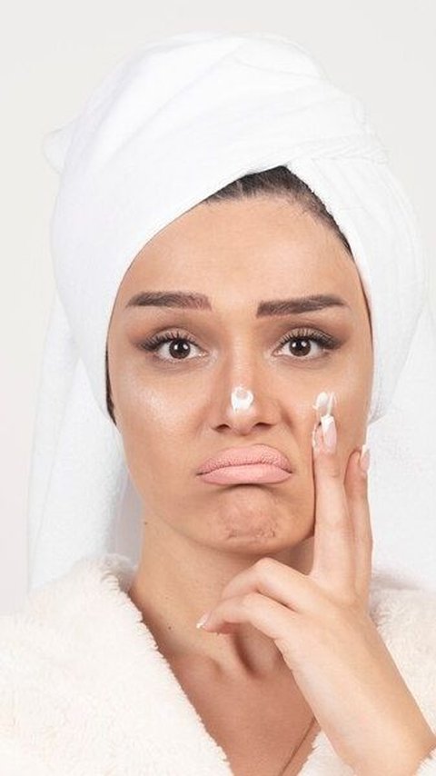 Mengatasi Kulit Kering, Pilih 10 Kandungan Skincare Terbaik