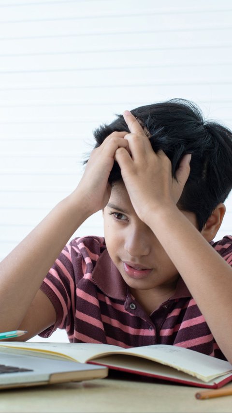 Children Need to Be Tempered by Difficulties, Parents Shouldn't Always Help