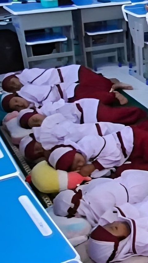 Senangnya, Ada Mata Pelajaran Tidur Siang di SD Muhammadiyah IV Sidoarjo