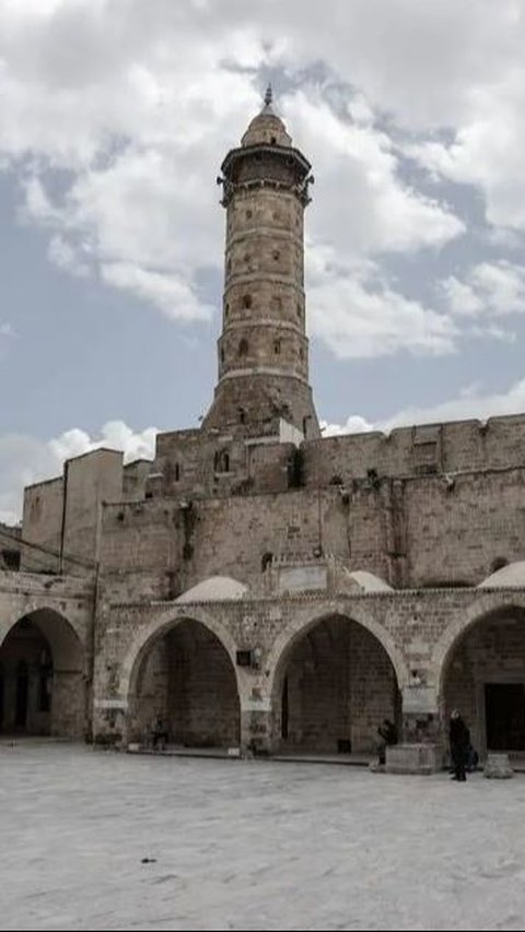 Israel Bom Masjid Tertua di Gaza yang Dibangun Sejak Abad Ketujuh, Begini Kondisinya