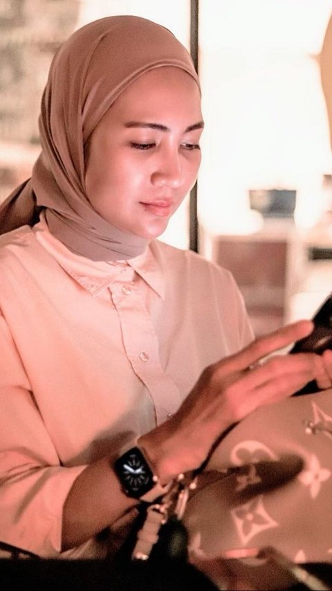 Sosok Steffy Burase & Perjalanan Cintanya dengan Eks Gubernur Aceh Irwandi Yusuf, Kini Cerai karena Tak Dapat Restu Istri Pertama