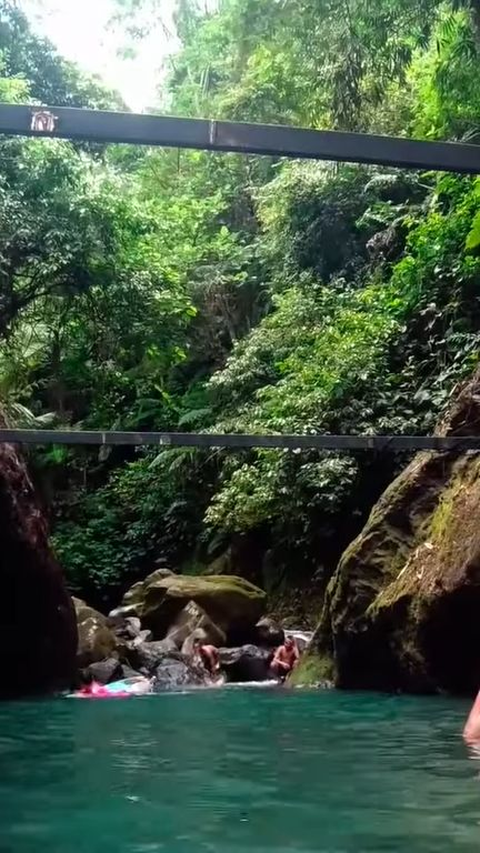 Belum Dikenal Luas, Telaga Biru Cawene jadi Wisata Sungai Jernih Hidden Gem di Bogor