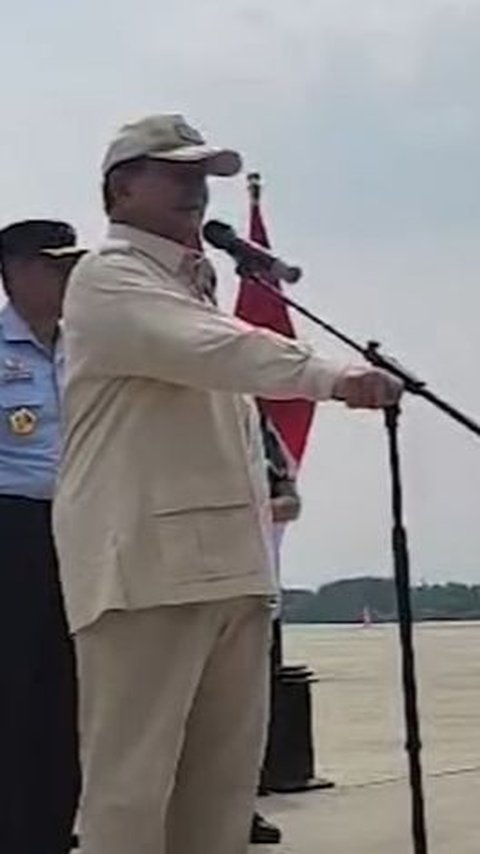 VIDEO: Prabowo Serahkan 5 Pesawat NC-212i untuk TNI AU, Bangga Buatan Anak Bangsa!