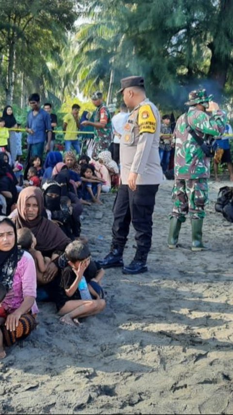 Etnis Rohingya 'Serbu' Indonesia, Menlu ke UNHCR: Dugaan Kuat Ada Penyelundupan & Perdagangan Manusia