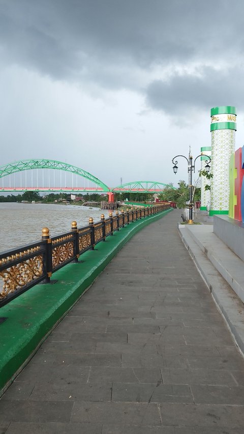 Taman Tepian Siring Kandilo, Ruang Terbuka yang Nyaman di Kabupaten Paser