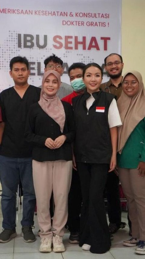 Bertemu Warga Jakarta, Istri Ganjar Siti Atikoh dan Charles Honoris PDIP Edukasi Pencegahan Stunting
