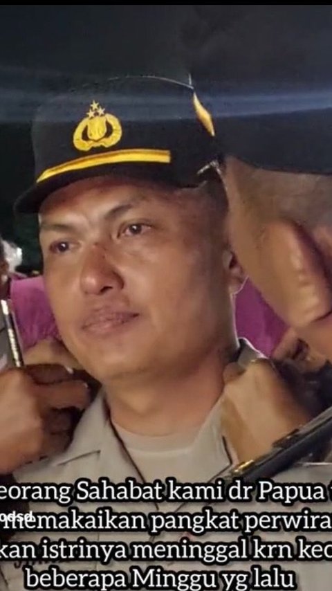 Momen Haru Polisi Menangis Saat Dipasangkan Pangkat Oleh Rekannya, Teringat Istri yang Sudah Tiada