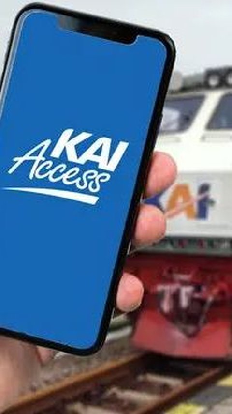 Traffic Tinggi, Masyarakat Harus Antre Pesan Tiket Kereta Api Online