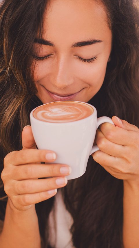 Delightful to Sip, The Effects of Coffee and Tea on Teeth Often Go Unnoticed