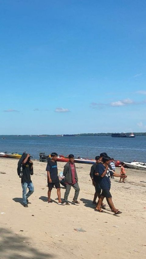 Mengunjungi Pantai Mayang di Paser, Salah Satu Pasir Putih Terbaik di Kaltim