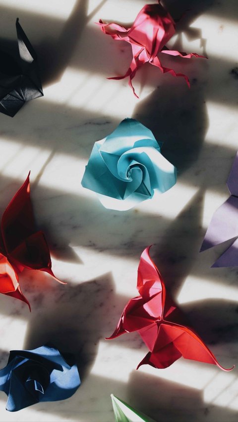 Cara Membuat Bunga dari Kertas Origami, Ikuti Langkah-Langkahnya