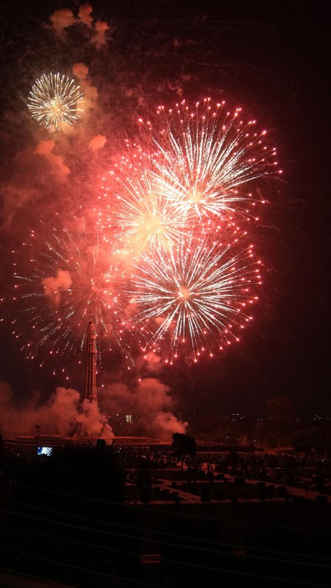 5 Rekomendasi Pesta Kembang Api di Jakarta Saat Malam Tahun Baru