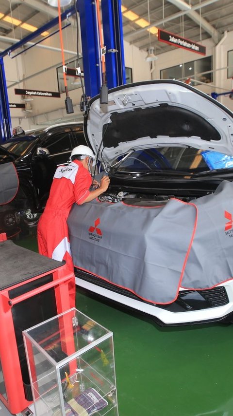 Liburan Tahun Baru Mitsubishi Siapkan Posko 24 Jam dan Bengkel Siaga