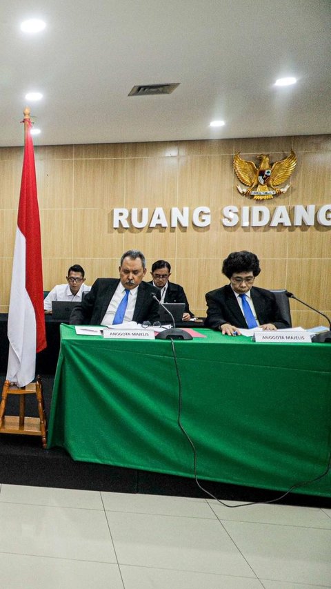 FOTO: Suasana Sidang Kode Etik Tanpa Kehadiran Ketua KPK Nonaktif Firli Bahuri