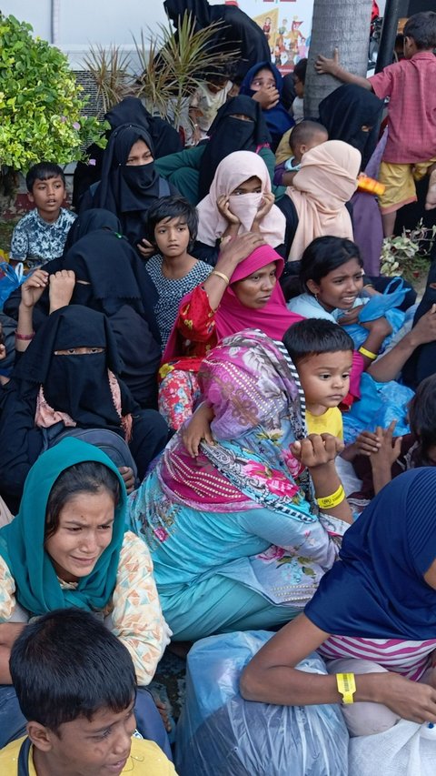 Aksi Mahasiswa Aceh Usir Paksa Pengungsi Rohingya dari Tempat Penampungan Sementara