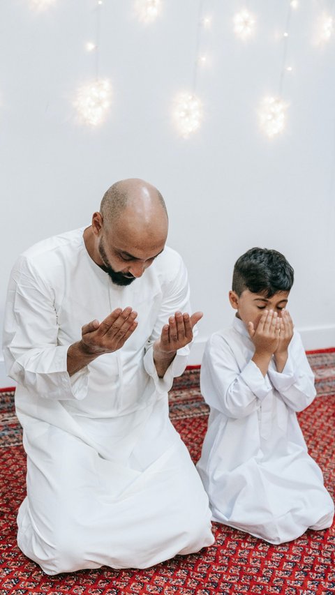 Prayer for Parents that is Easy to Memorize, Don't Forget to Always Practice It