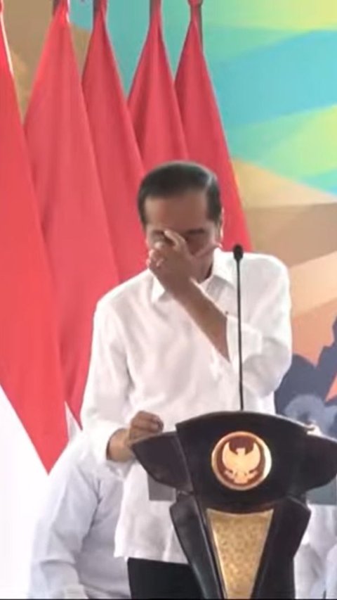 VIDEO: Kegirangan Sampai Lari Kencang Bolak-Balik Bikin Jokowi Tertawa