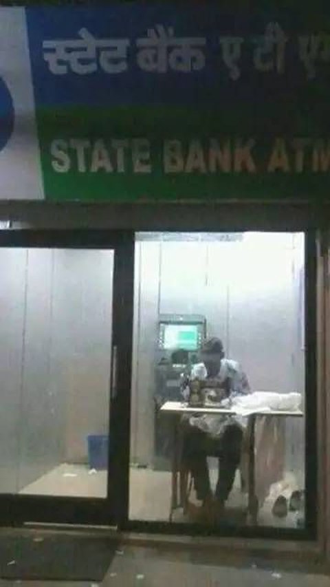 Portrait of Bizarre Actions of +21 Citizens at ATM, Confusing