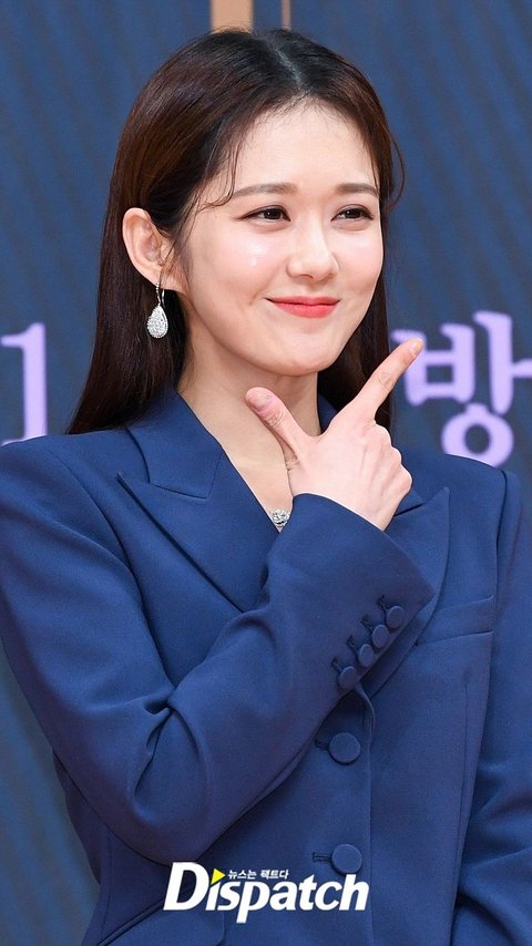 Tak Gentar, Jang Nara Spill Perjuangan Kisah Cintanya Dengan Sang Suami