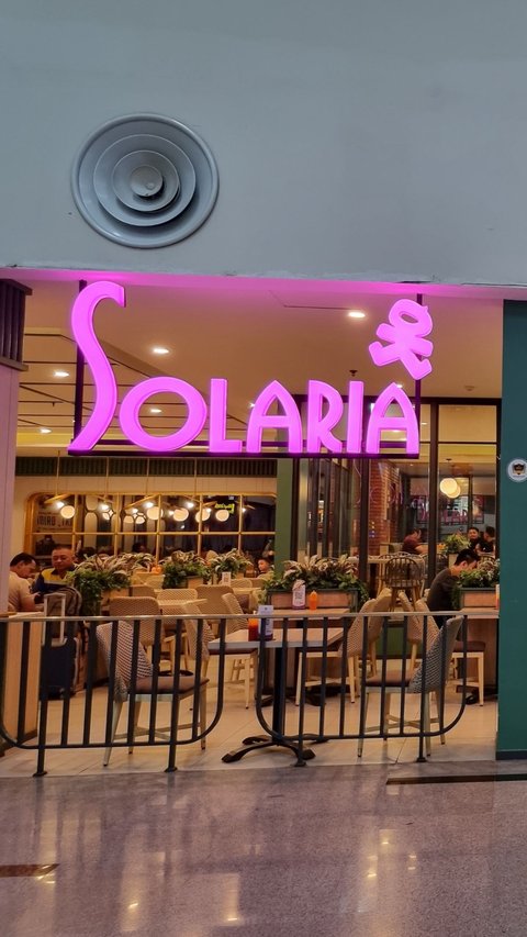 Bored and Monotonous with Old Job, This UGM Alumni Turns Out to be the Owner of Solaria Restaurant