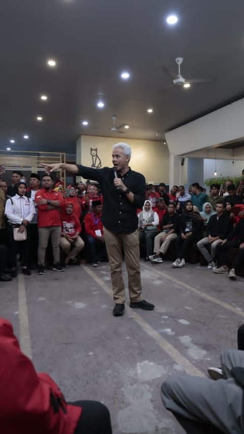 Ganjar Ajak Anak Muda: Jangan Golput, Mau Enggak Jadi Tim Sukses Saya?