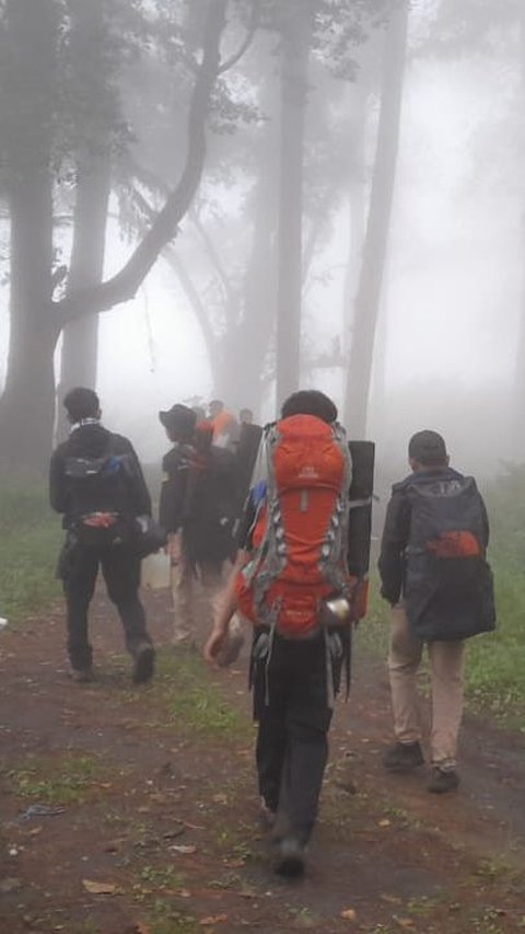 26 Pendaki Masih Terjebak di Gunung Marapi, Ini Daftarnya