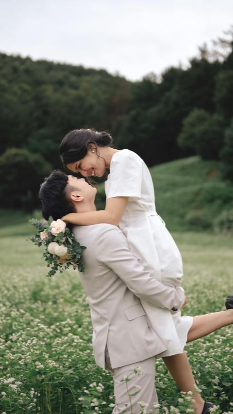 8 Potret Prewedding Putri Helmy Yahya dengan Kekasih asal Korea yang Baru Saja Mualaf