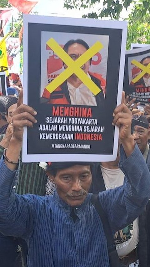 Gara-Gara Ade Armando, Kantor PSI DI Yogyakarta Didemo