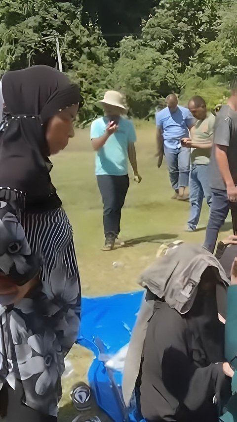 Viral Video Emak-Emak di Aceh Ngamuk sambil Bongkar Tenda Pengungsian, Paksa Pengungsi Rohingya Pindah