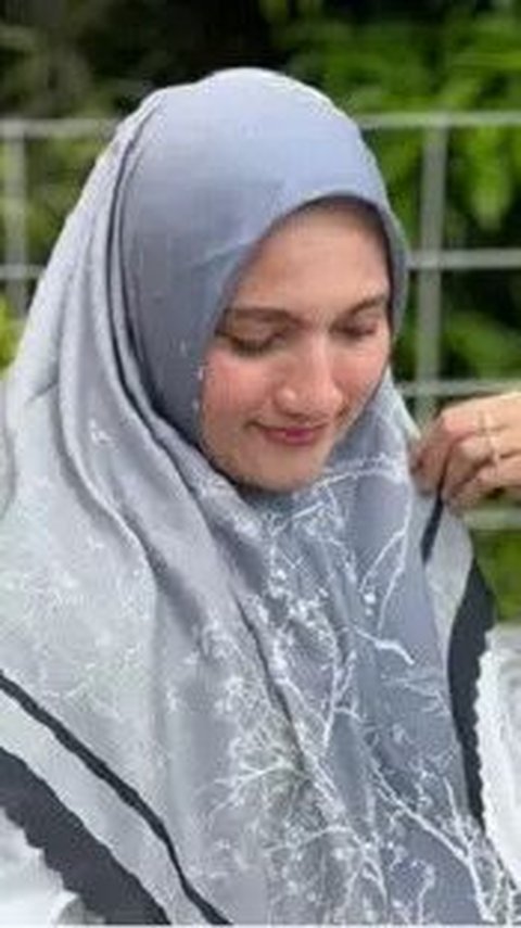 Potret Sarah Amalia Eks Istri Ariel Noah, Kini Kenakan Hijab Makin Cantik Mempesona