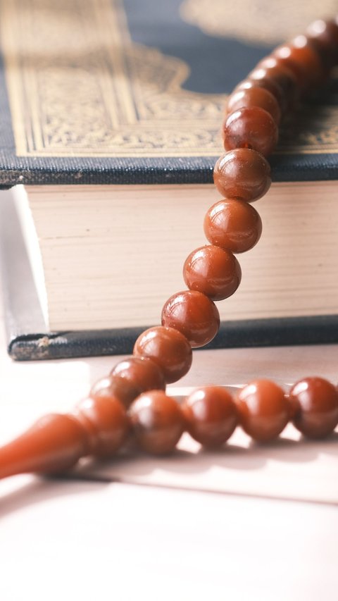 Doa Sholat Hajat, Tata Cara, dan Keutamaannya yang Penting Diketahui
