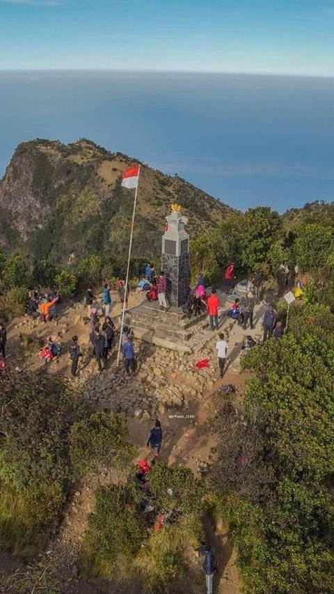 Mahasiswi Undip Meninggal di Gunung Lawu, Ini Sederet Faktanya