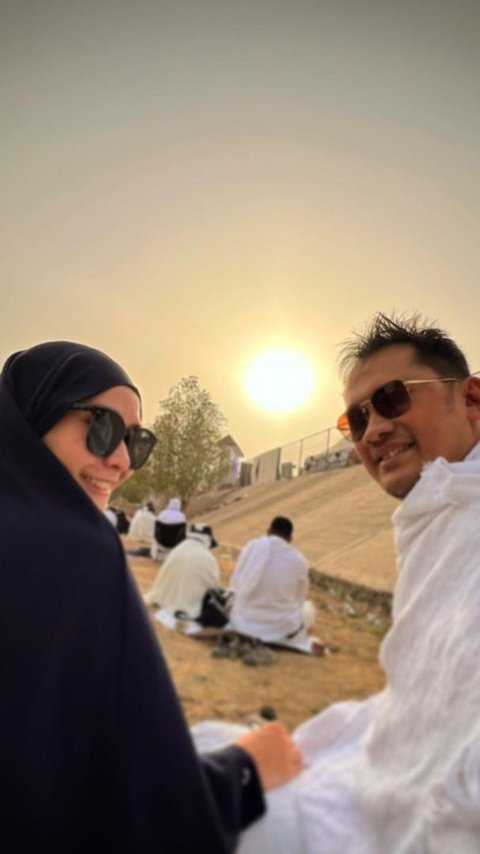 Tunaikan Ibadah Haji bareng Istri, Hanung Bramantyo Ceritakan Momen saat Wukuf di Arafah
